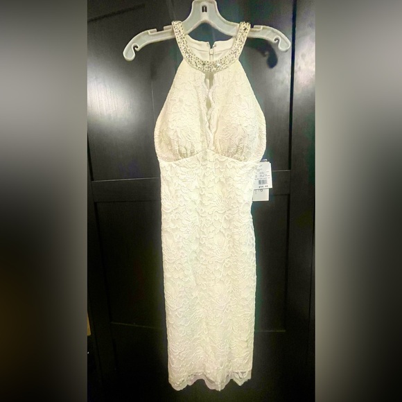 David’s Bridal Wedding/Bridal Shower Dress, Size 6, New, Unworn and Unaltered - Picture 1 of 10